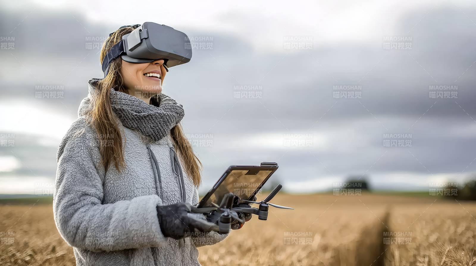 VR操控无人机 智慧农业新体验图片
