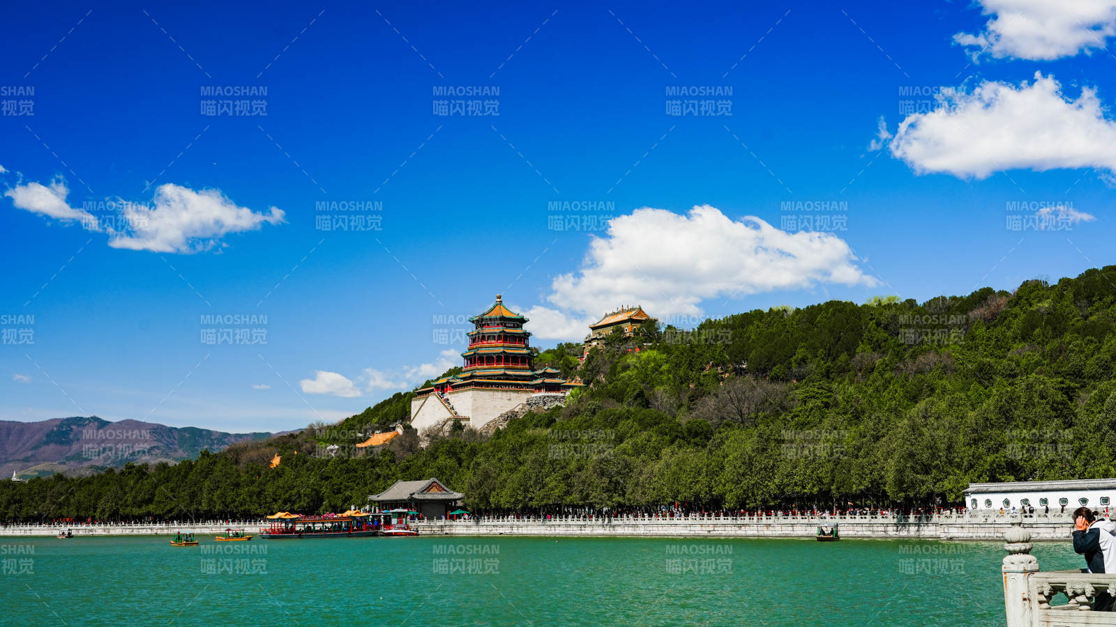 颐和园佛香阁湖光山色图片