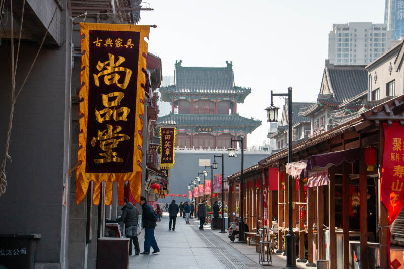 古街尚品堂 城楼映繁华图片