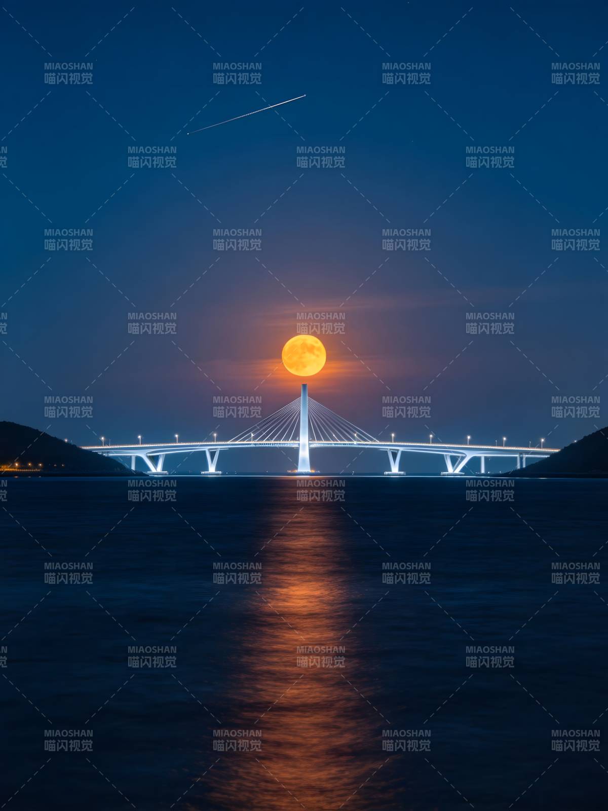 月升桥影 夜海流金图片