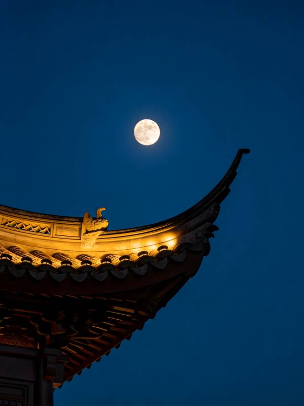 月照古檐 夜色如画图片