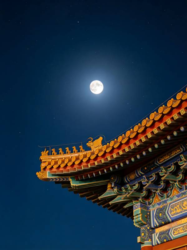 月照古檐 星夜静谧图片