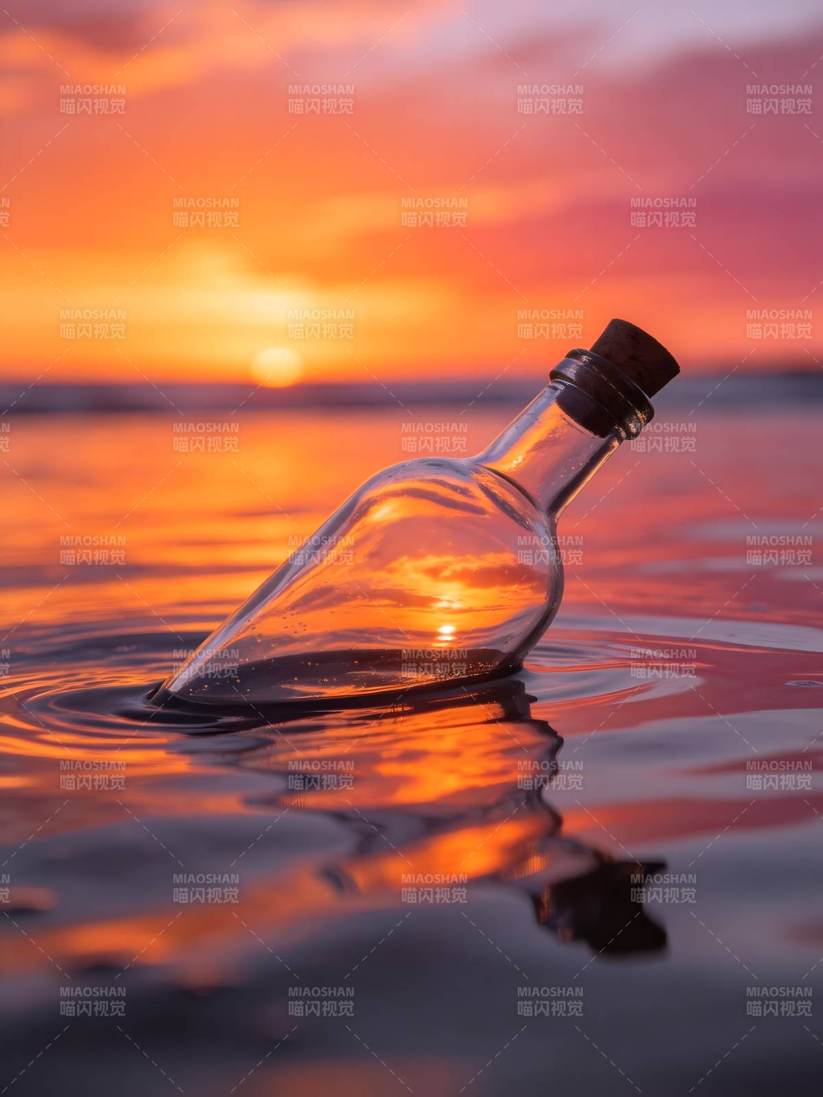 瓶中夕阳 海天一色梦图片
