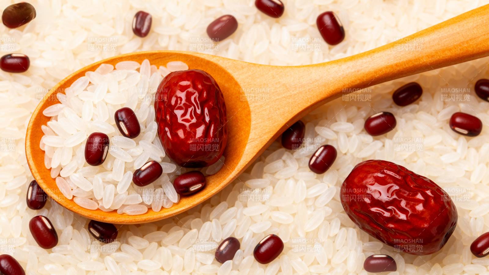 红枣红豆白米养生粥料图片