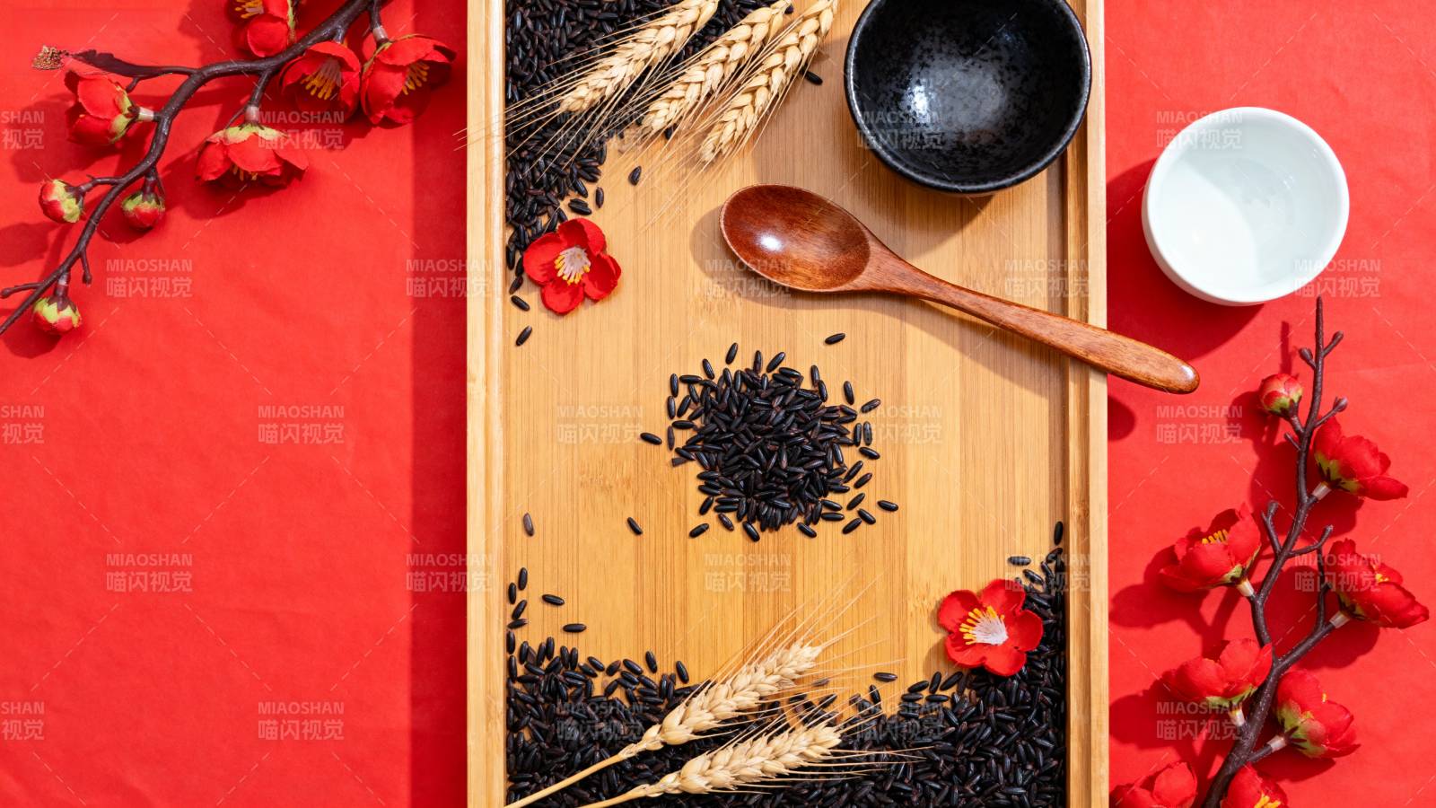 红底黑米麦穗梅花雅集图片