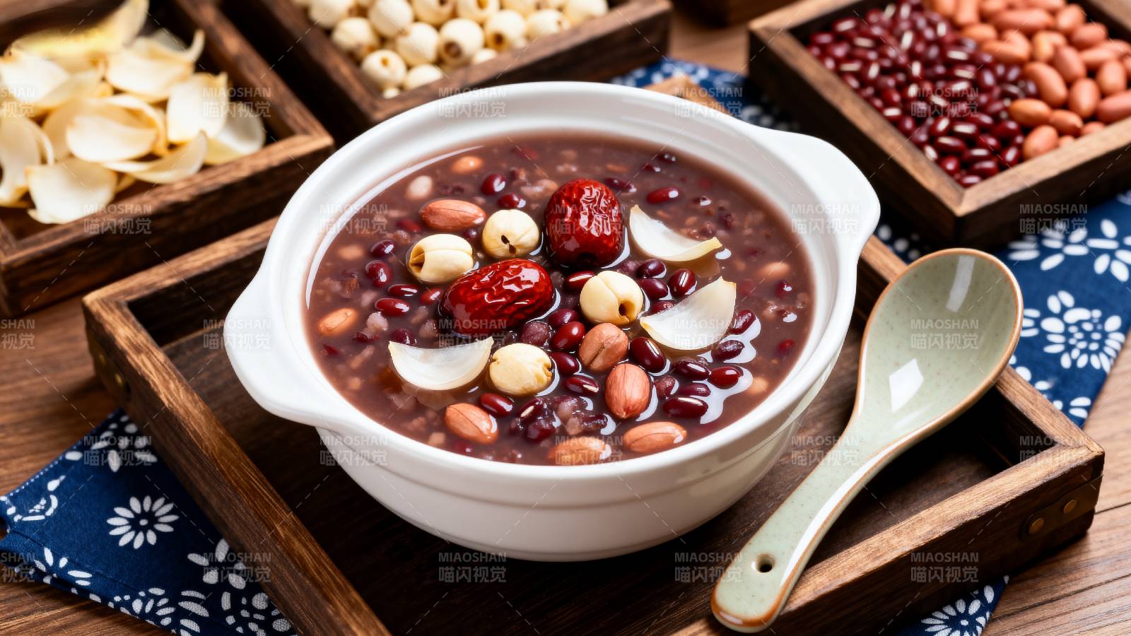 八宝粥暖胃养生佳品图片