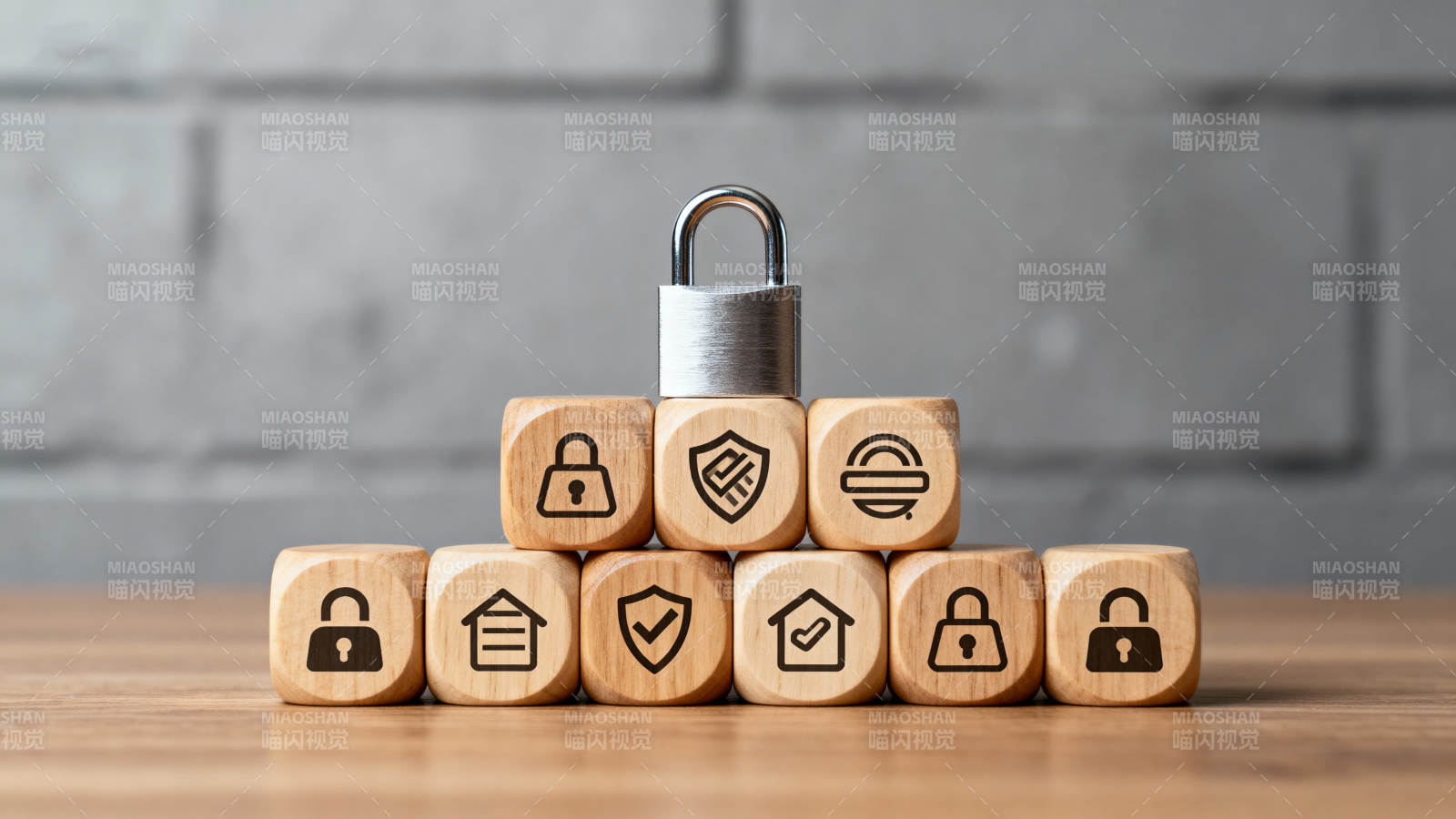 木块锁盾 安全层层守护图片