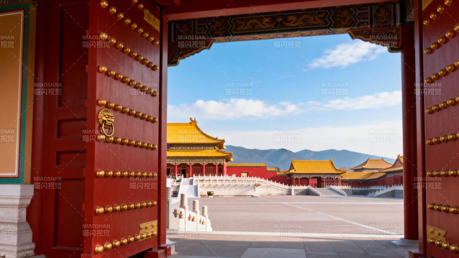 紫禁城红门望金殿图片