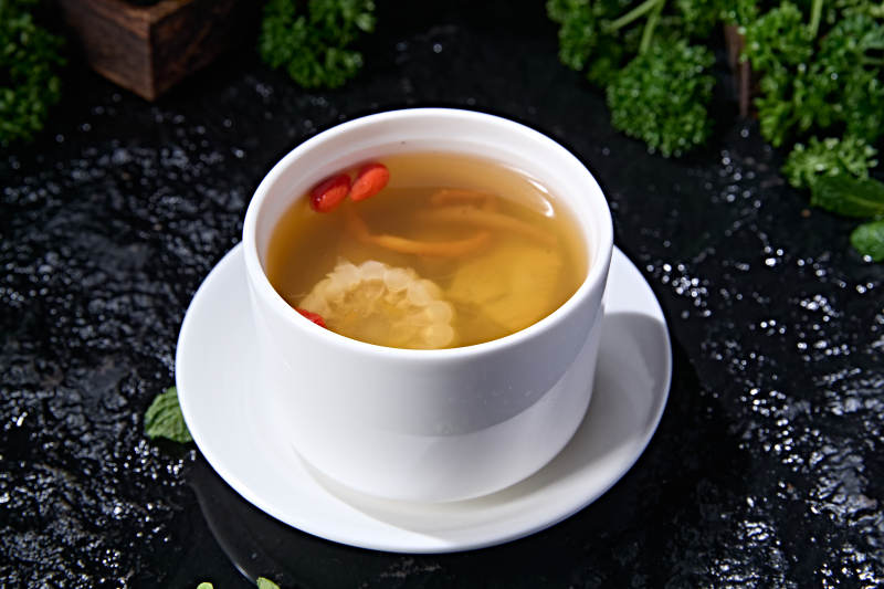 枸杞虫草花玉米排骨汤图片