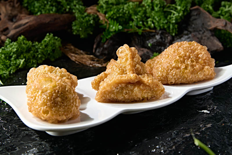 地方传统美食蔚县油炸黄糕图片