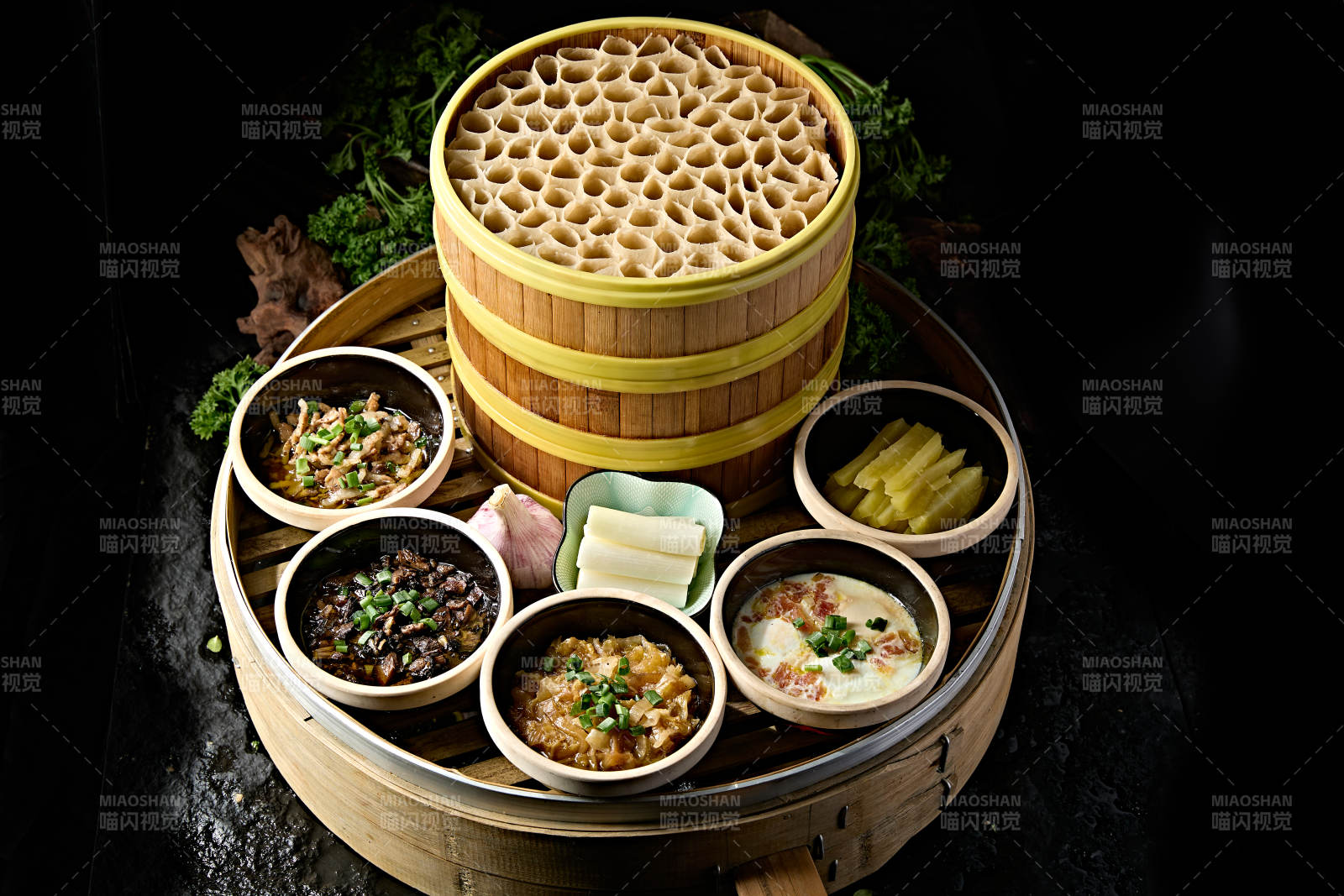 张垣美食粗粮健康的蒸莜面窝窝图片
