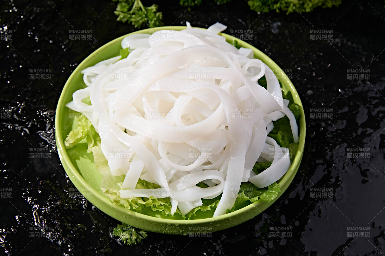 火锅涮煮食材新鲜湿河粉图片
