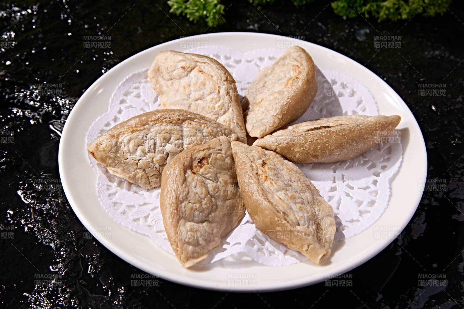 农家杂粮面食手工莜面锅巴饺子图片