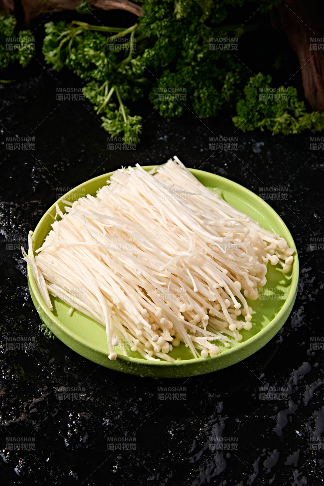火锅涮煮食用菌食材新鲜整捆金针菇图片