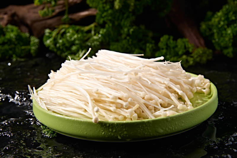 火锅涮煮食用菌食材新鲜整捆金针菇图片