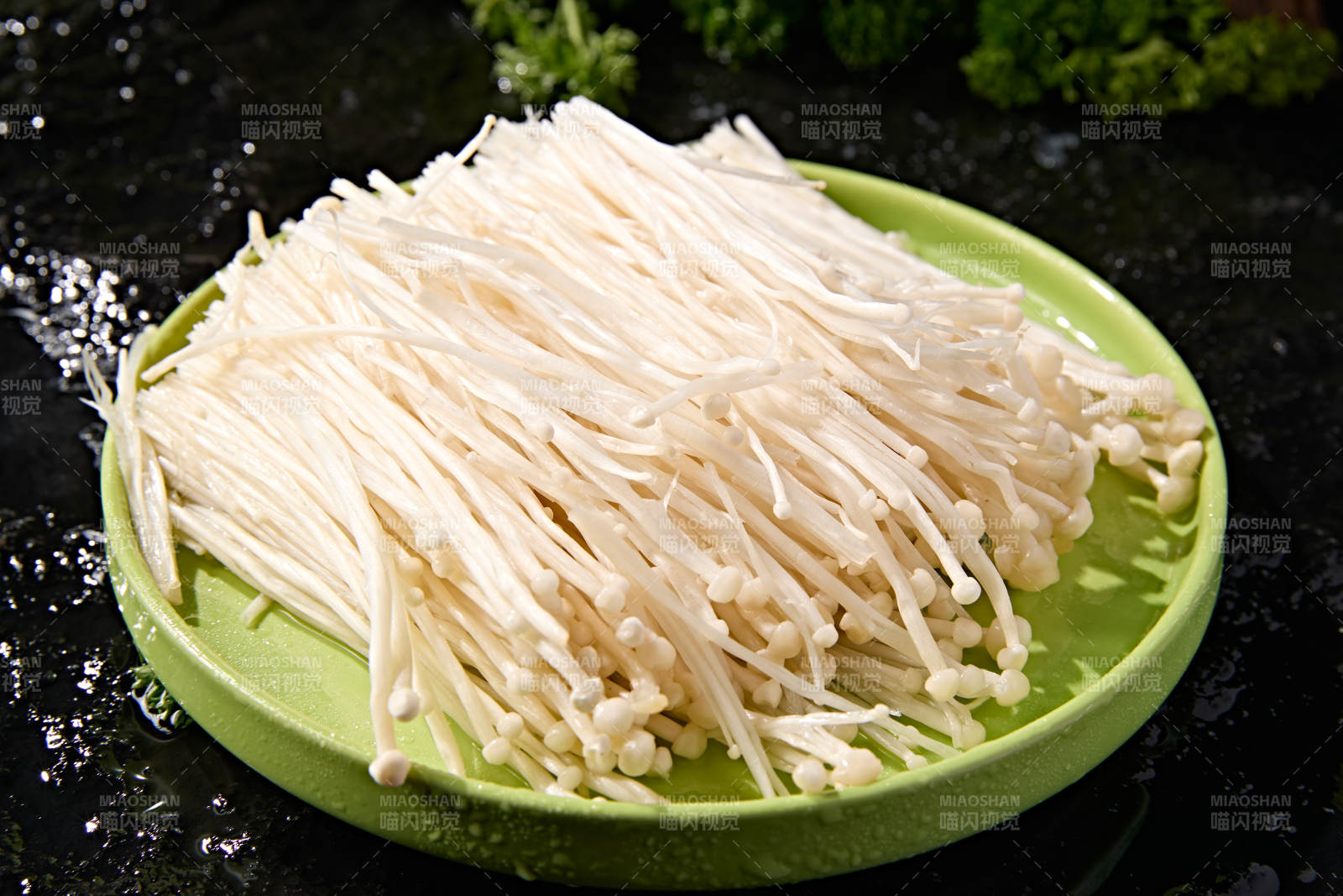 火锅涮煮食用菌食材新鲜整捆金针菇图片
