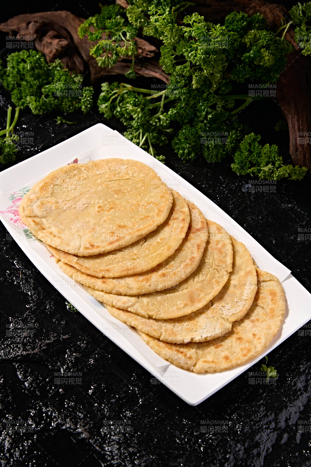 主食面点手工烙制杂粮玉米饼图片