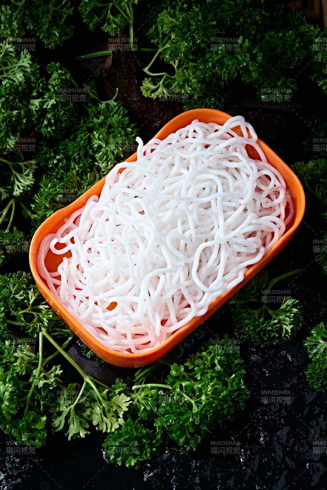 火锅食材新鲜土豆粉图片