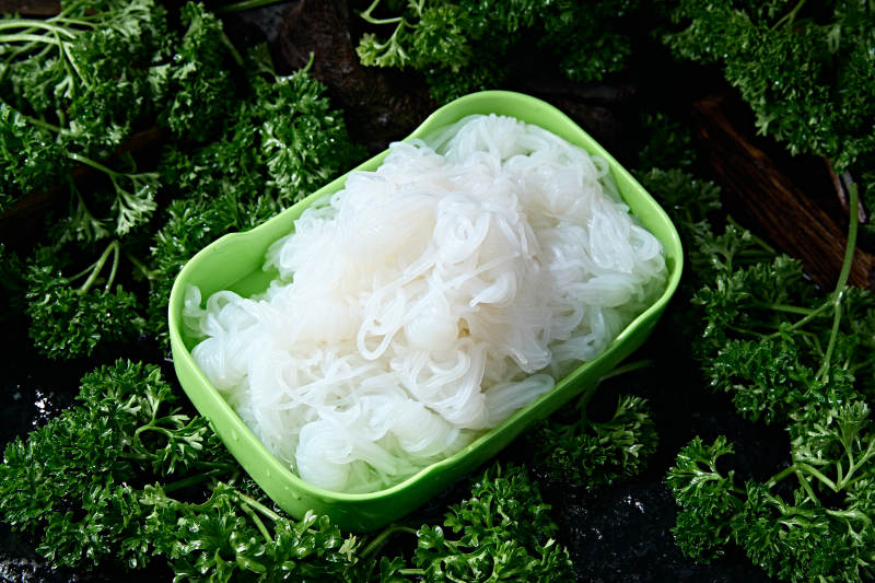 火锅食材新鲜魔芋丝图片