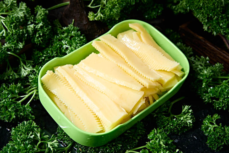 火锅食材新鲜脆笋片图片