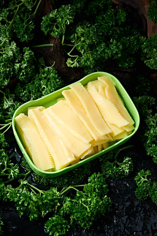 火锅食材新鲜脆笋片图片