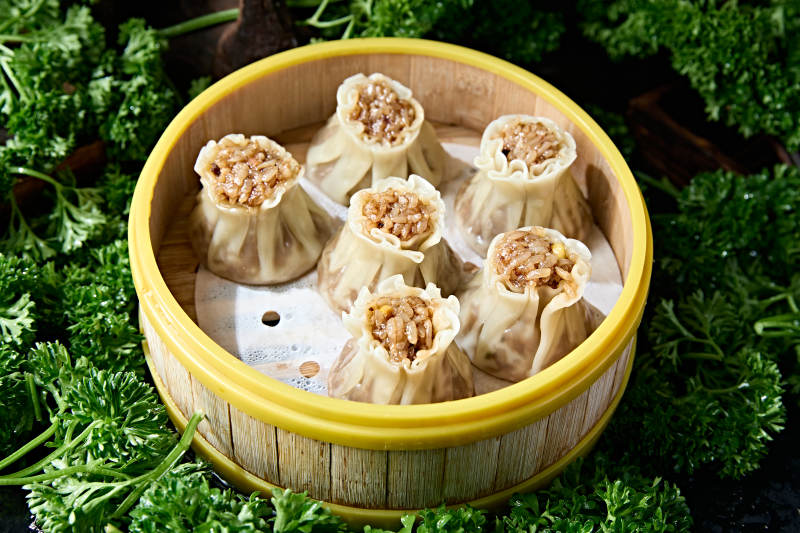 广式早茶点心现蒸糯米烧麦图片