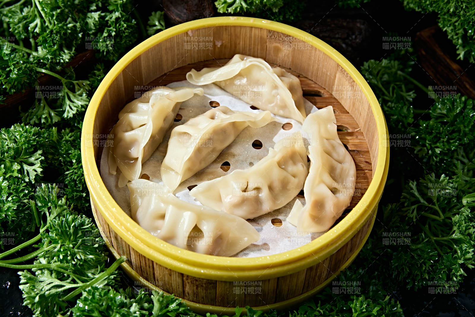 早餐点心现蒸手工蒸饺图片