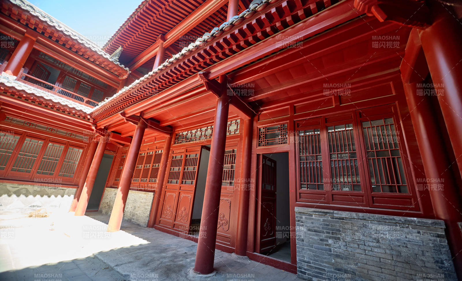 传统中式古建木结构中式四合院图片