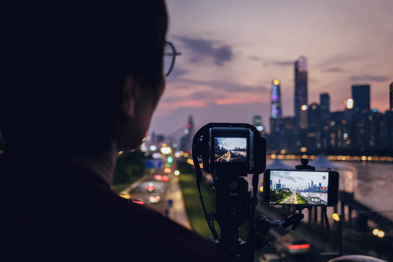 黄昏拍城景 双机录繁华图片