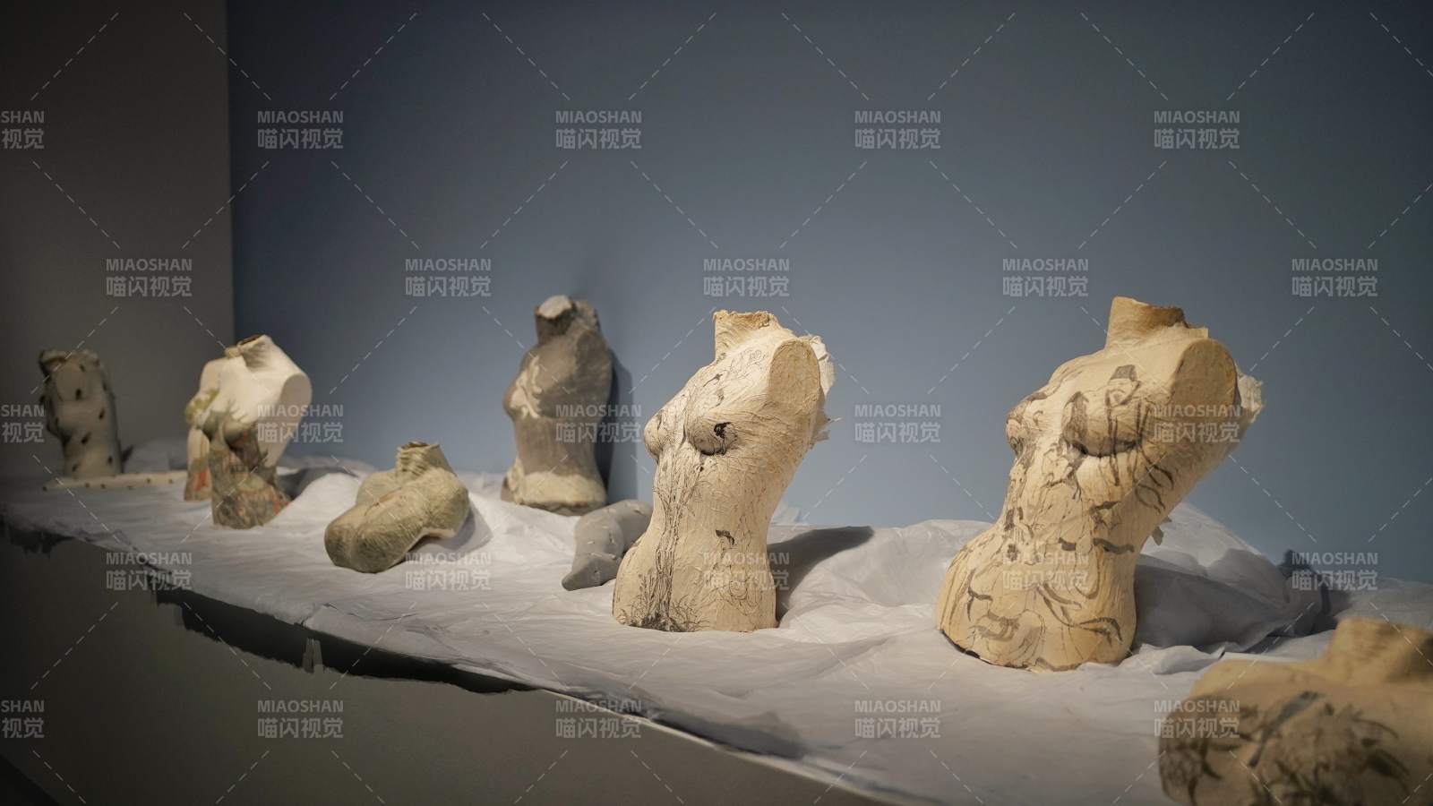 古代石雕残件陈列展图片