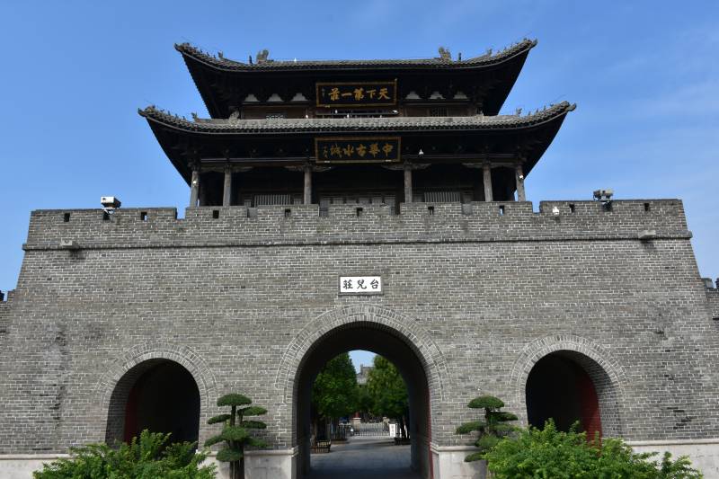 天下第一关  山海关图片
