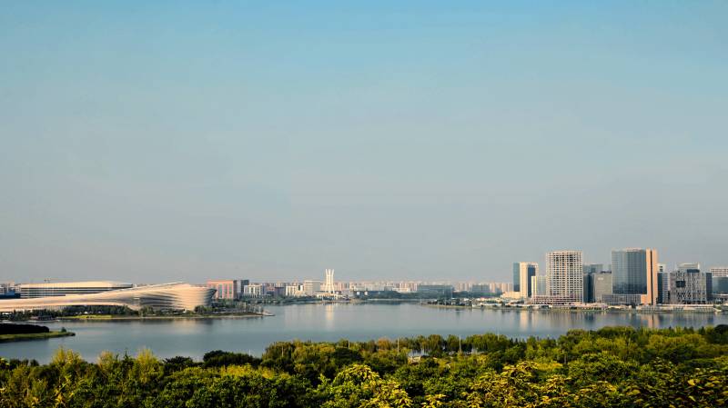 郑州滨水天际线全景图片