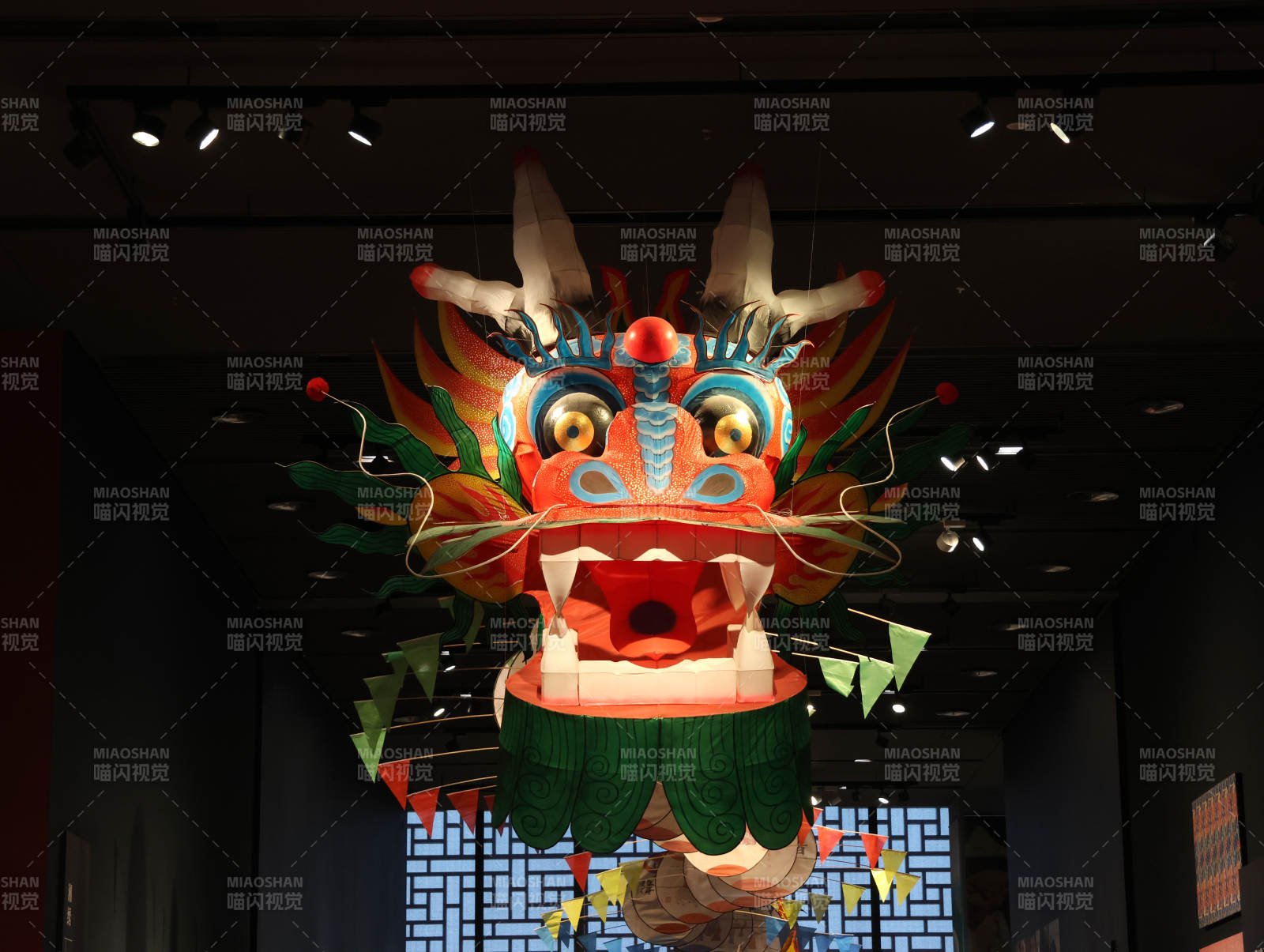中国工艺美术馆龙灯图片