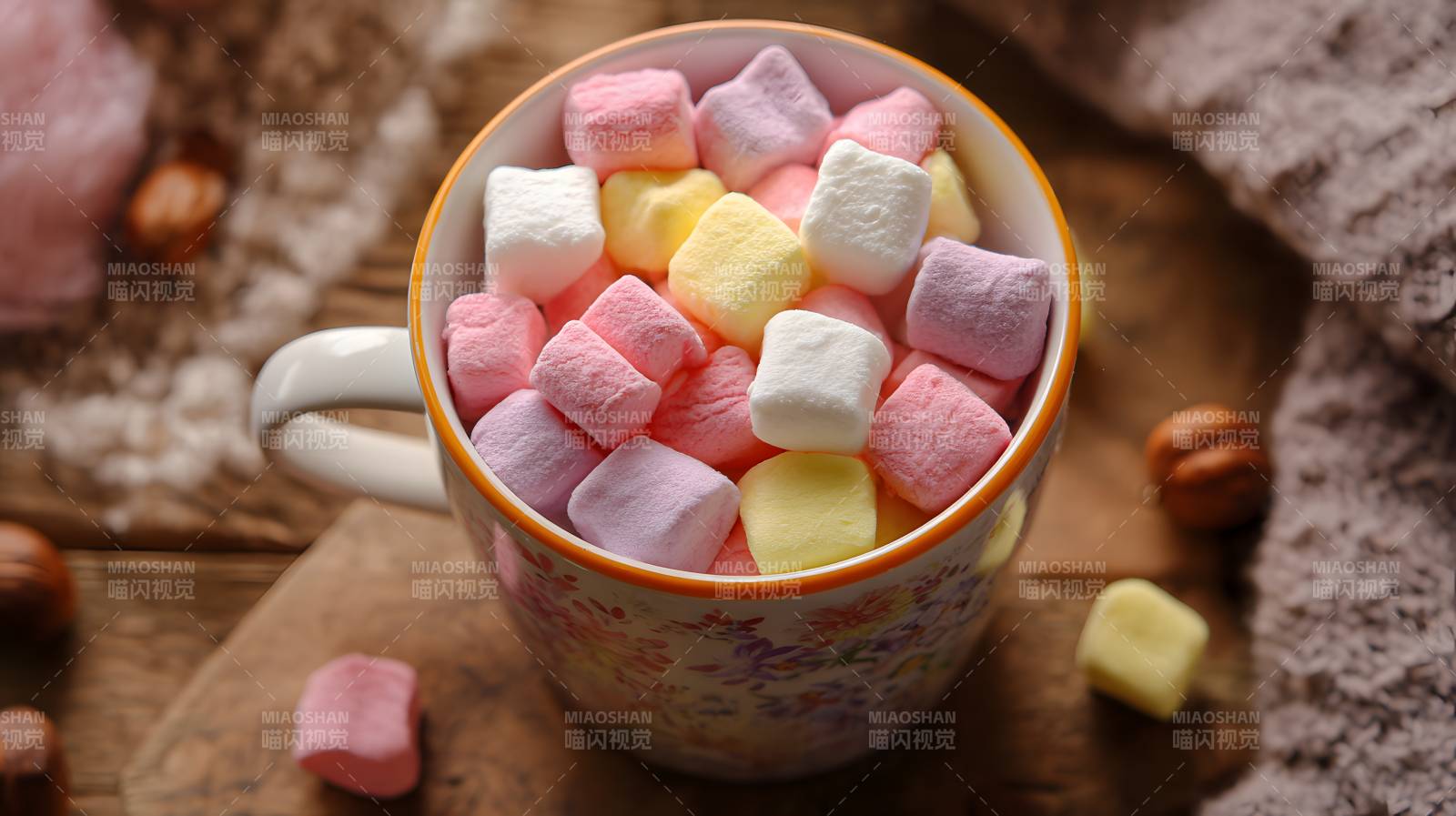 棉花糖满杯 暖意融融图片