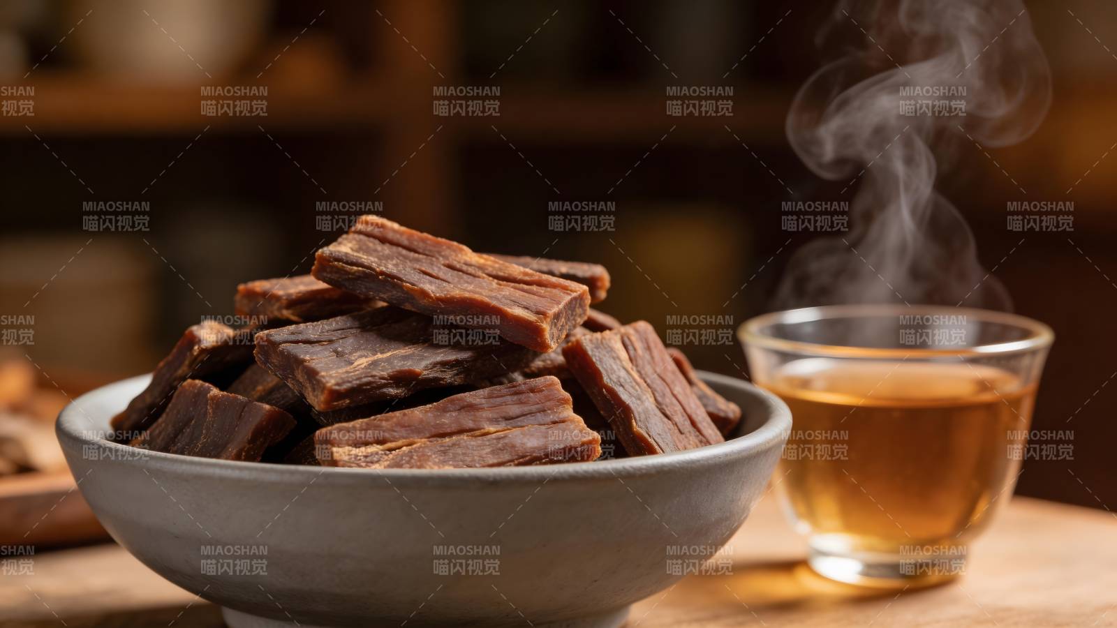 热茶配肉干 暖胃又解馋图片