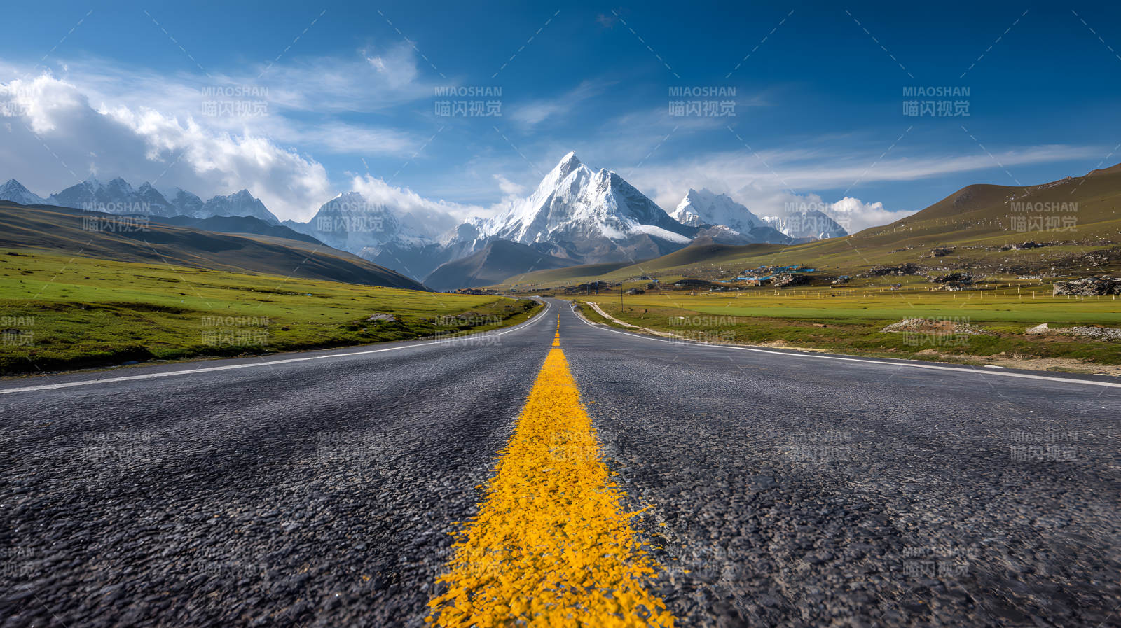 雪山公路 直通天际线图片