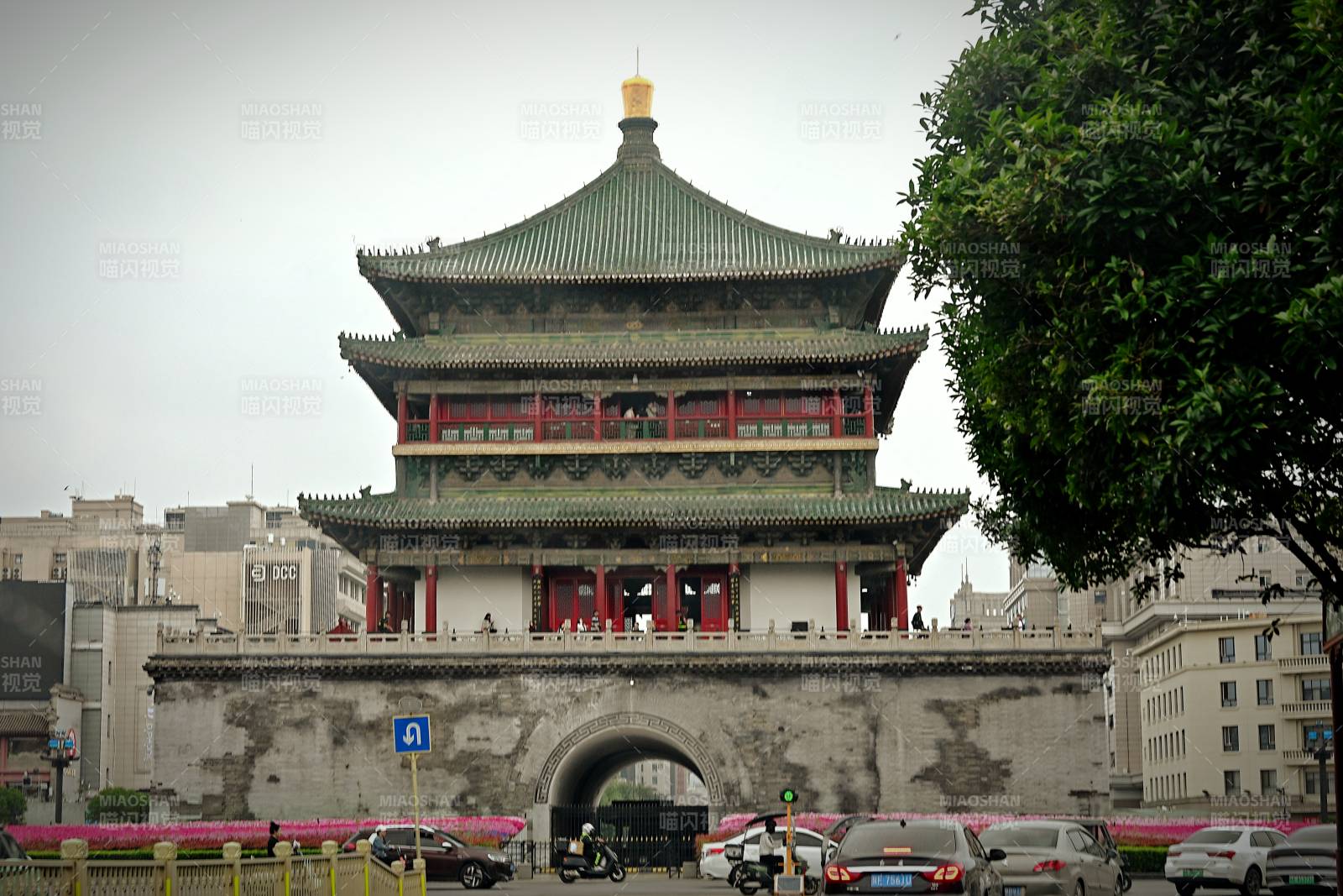 西安钟楼古韵今风图片