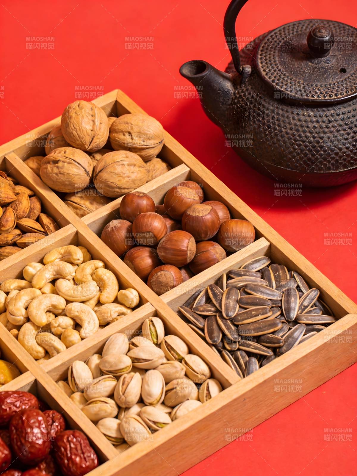 坚果茶点 年味满满图片