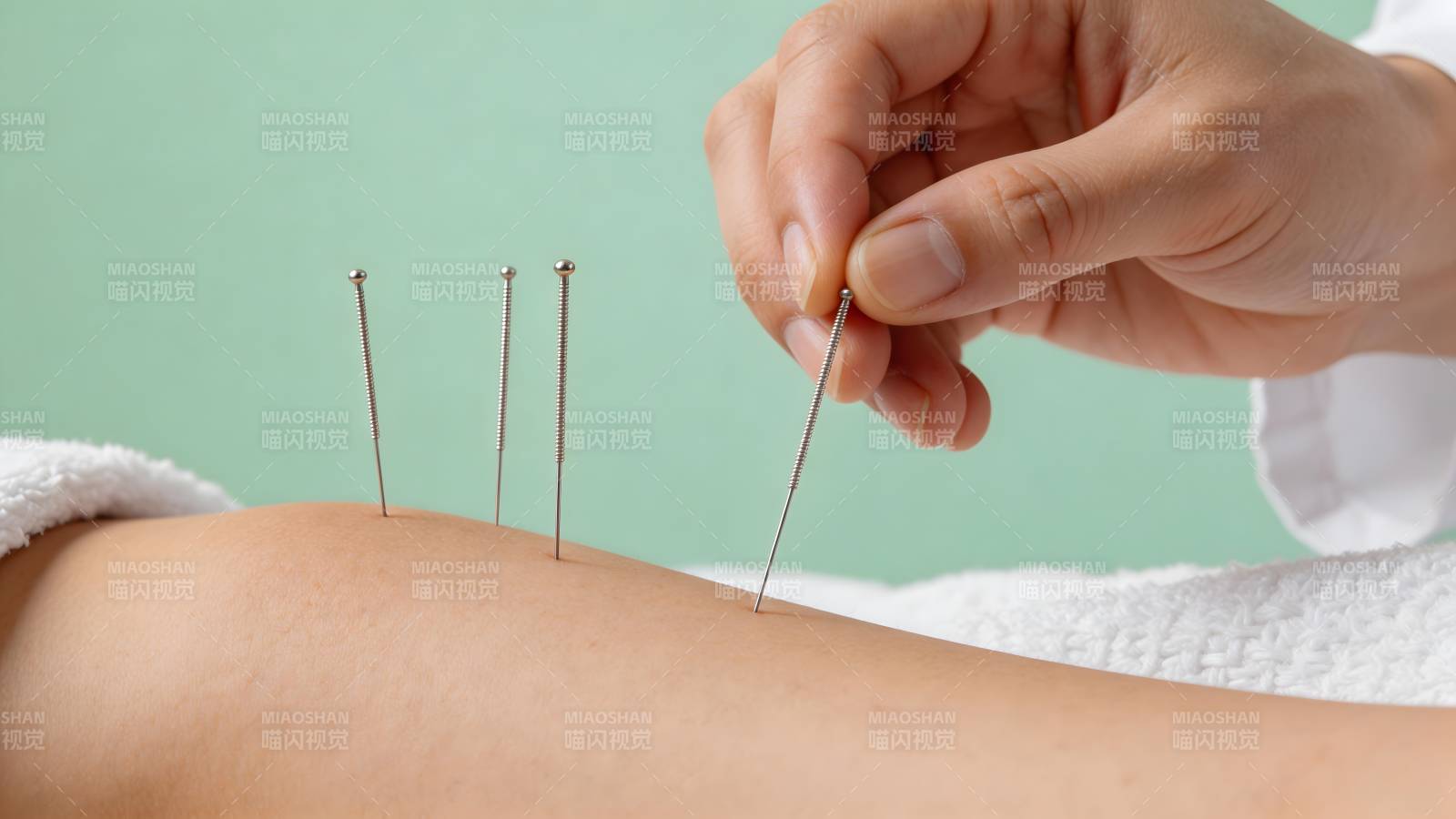 针灸治疗腿部穴位图片