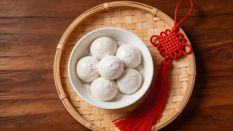 汤圆配中国结 年味十足图片
