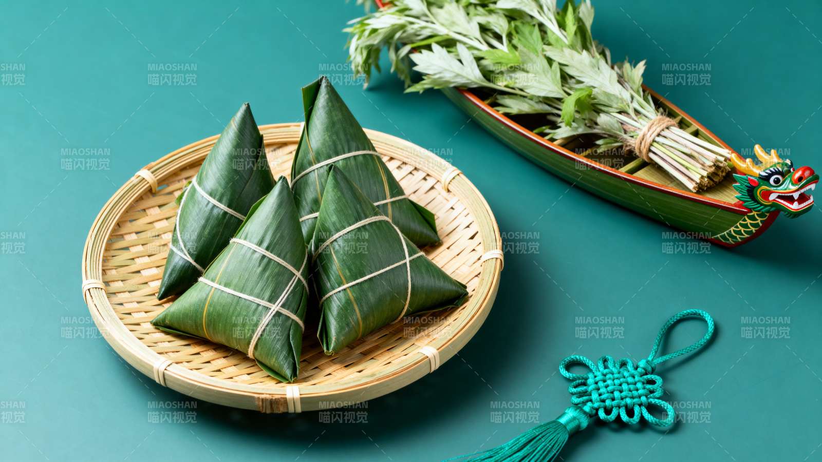 端午粽香龙舟艾草迎佳节图片