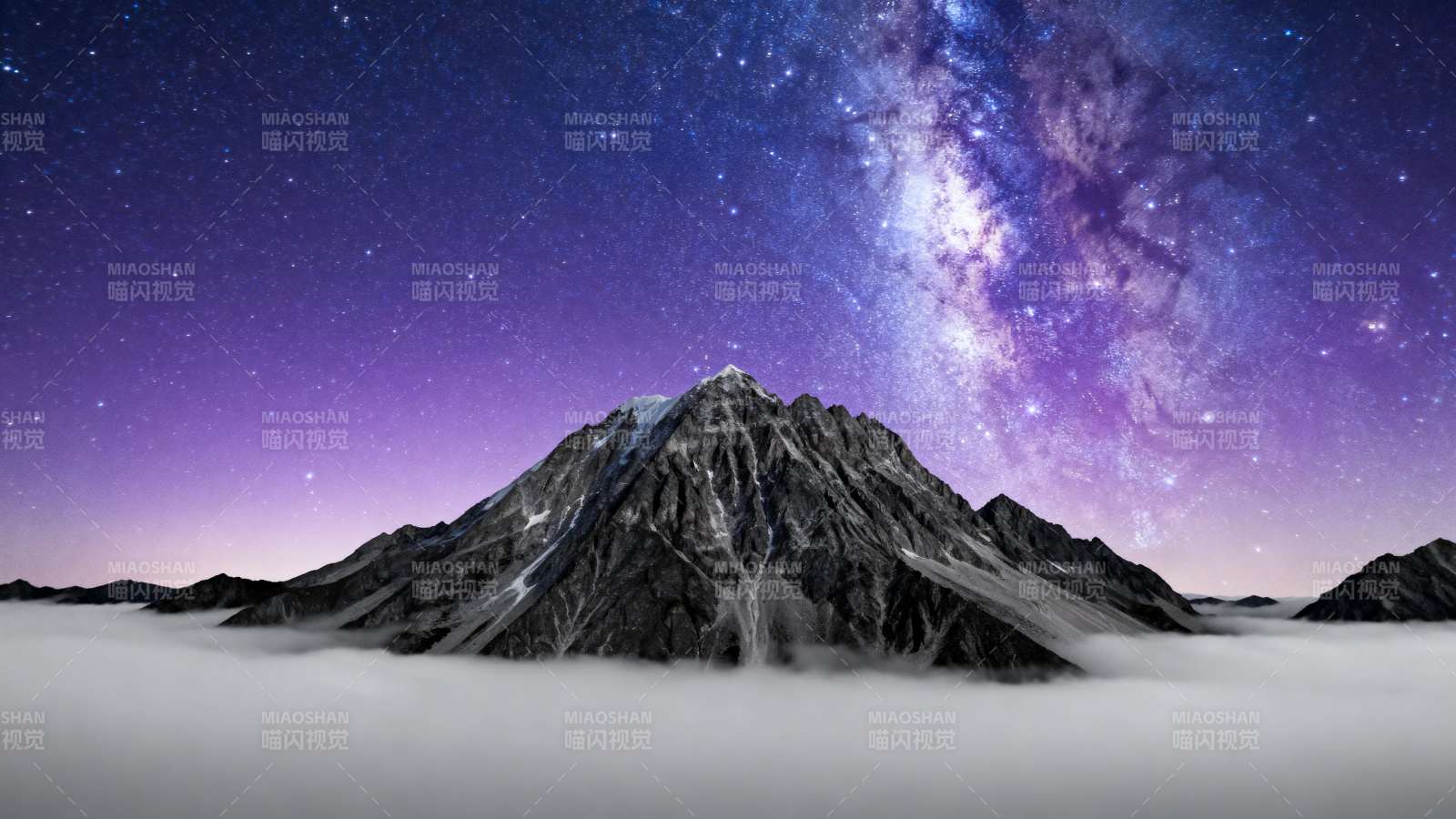 星空下的雪山奇景图片