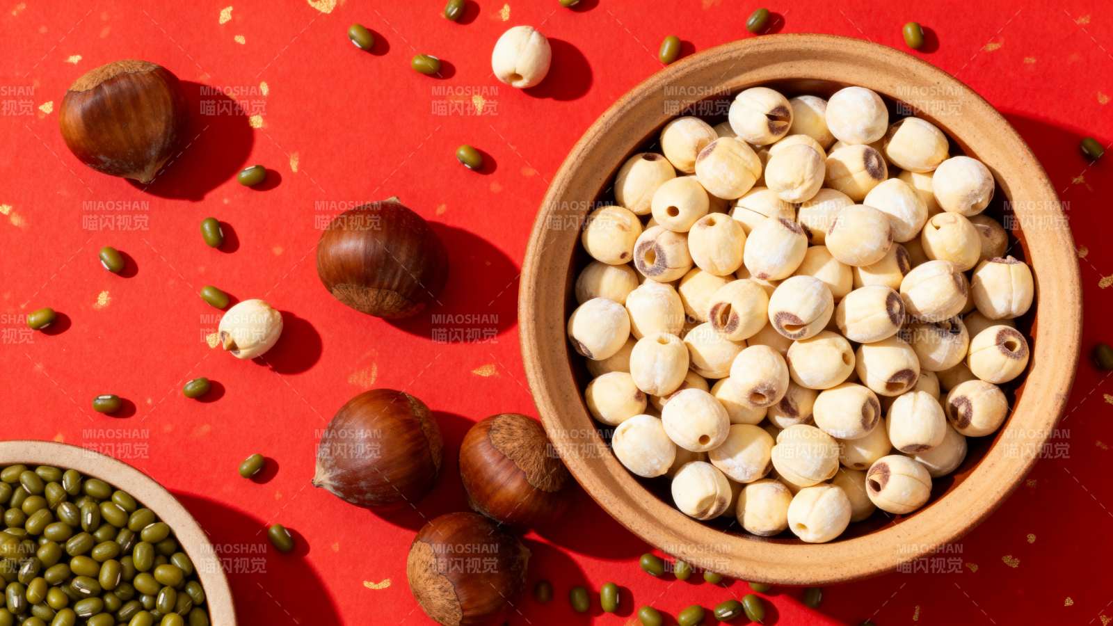 红底莲栗豆 秋日养生味图片