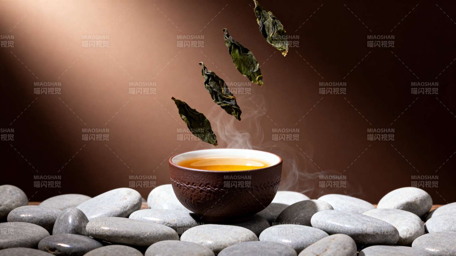 茶香叶舞 石上静享图片