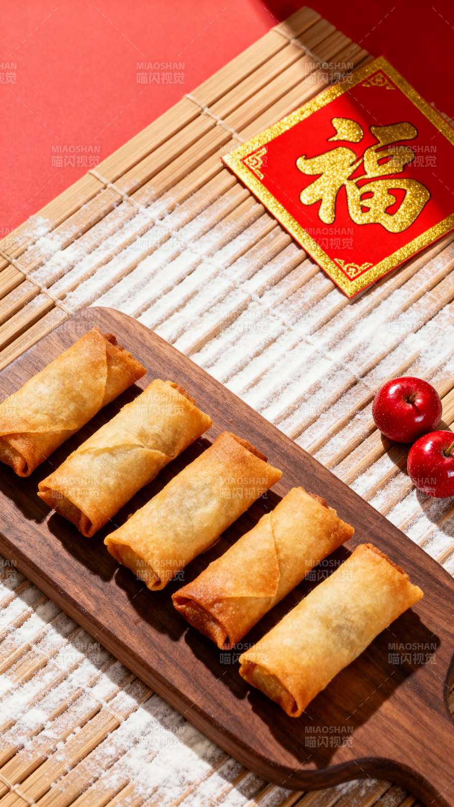 春卷迎福 年味十足图片