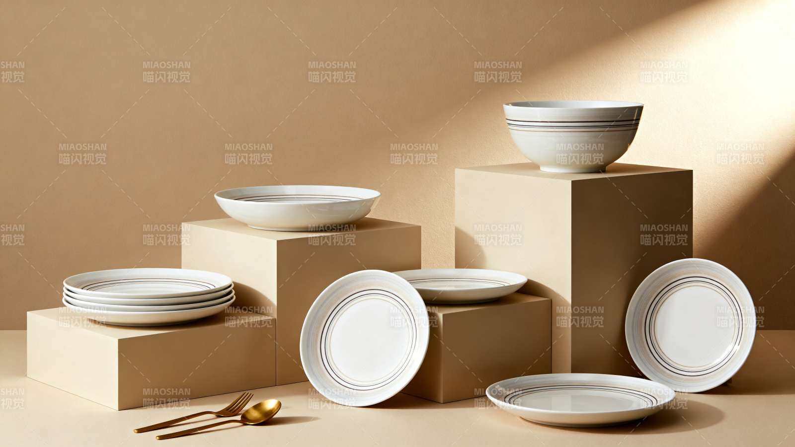 简约陶瓷餐具陈列展示图片
