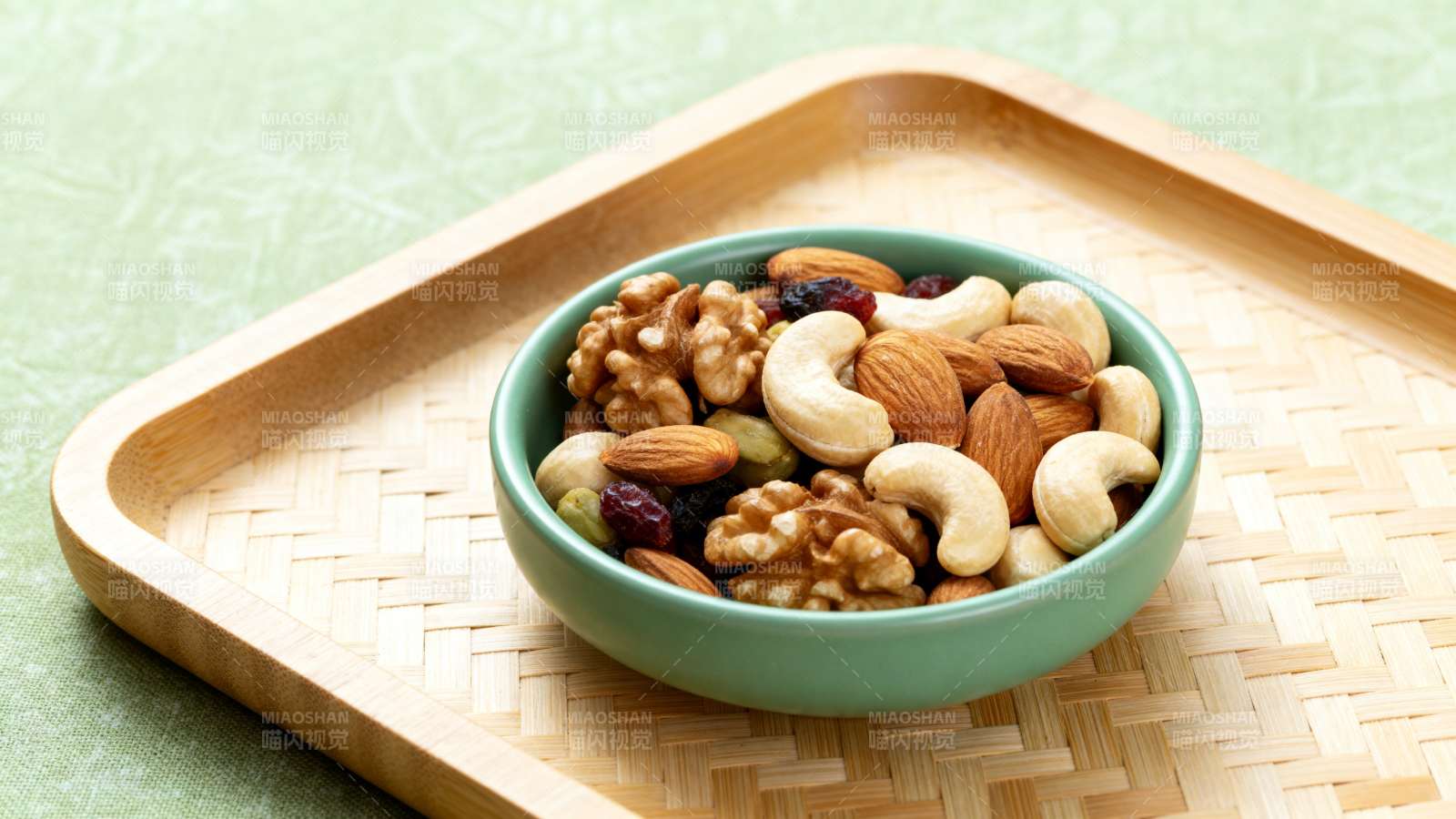 坚果小碗 健康零食之选图片