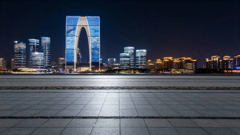 苏州夜景 东方之门璀璨图片