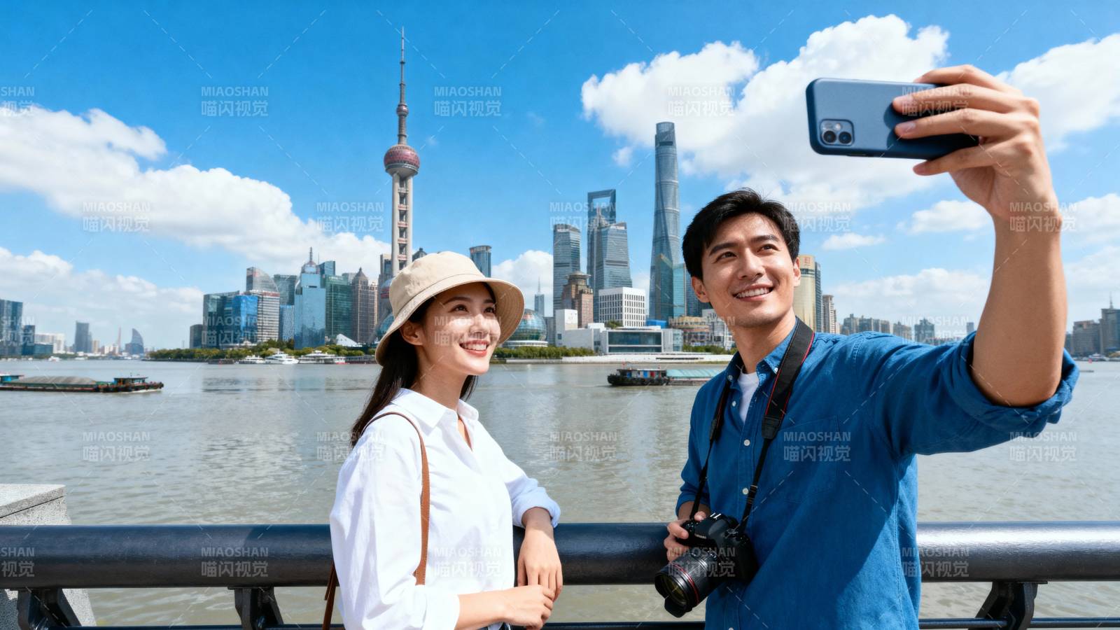 上海外滩自拍留念图片