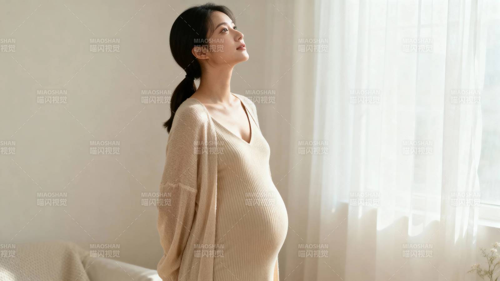 孕光温柔 静待新生图片